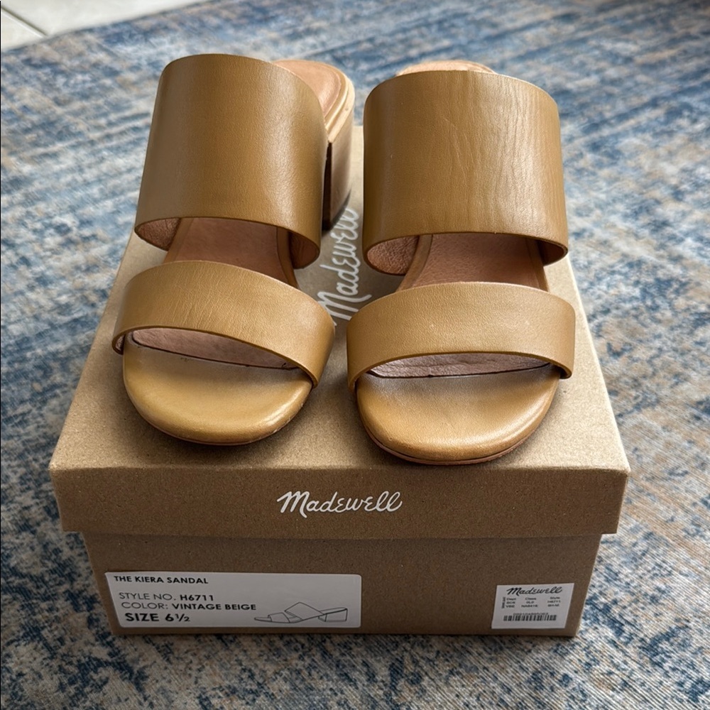 EUC - Madewell Women's Kiera Sandal in Beige - Size 6.5